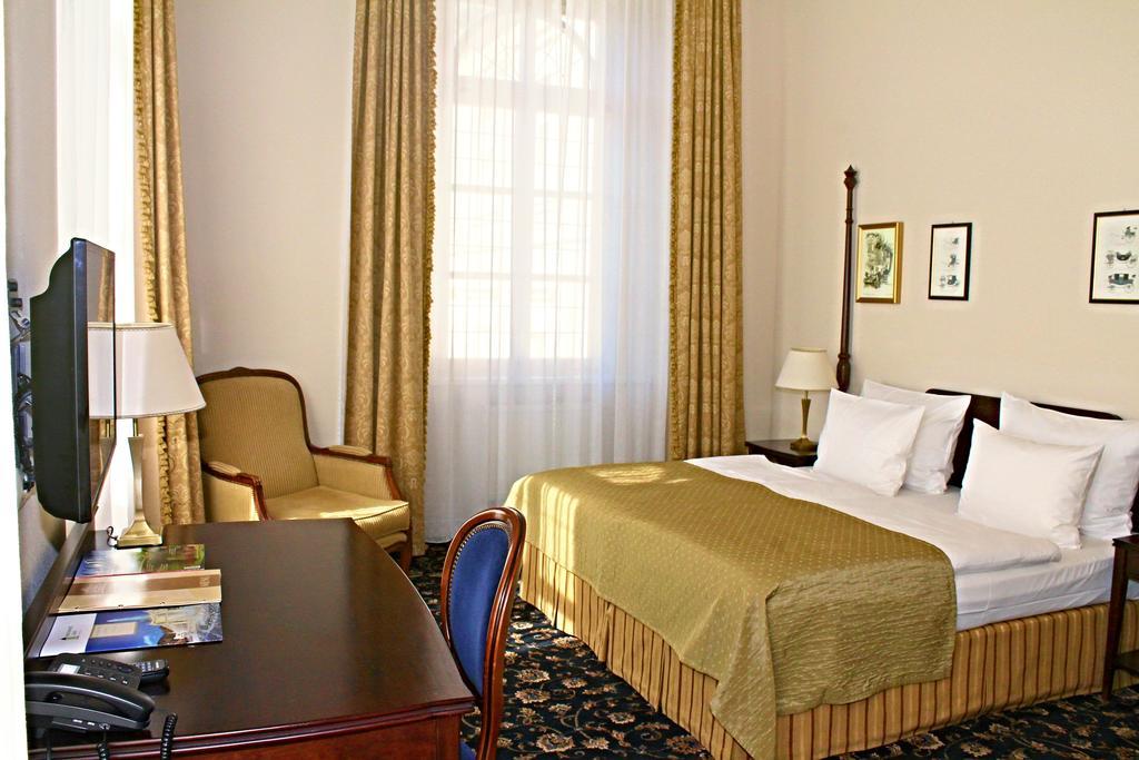 Gourmet Hotel Villa Patriot Mariánské Lázně Zimmer foto